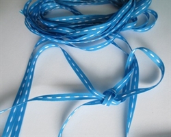 Dekorationsbånd blå med hvidt. 0,4 cm. du får 5 meter